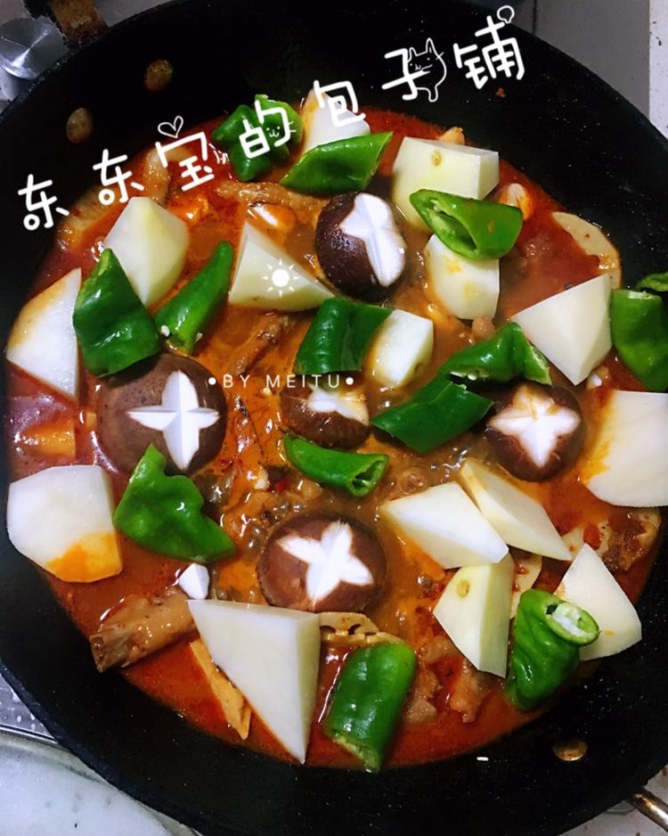 鸡爪煲（胖哥俩肉蟹煲版）