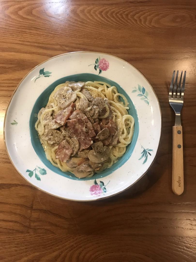奶油蘑菇意大利面