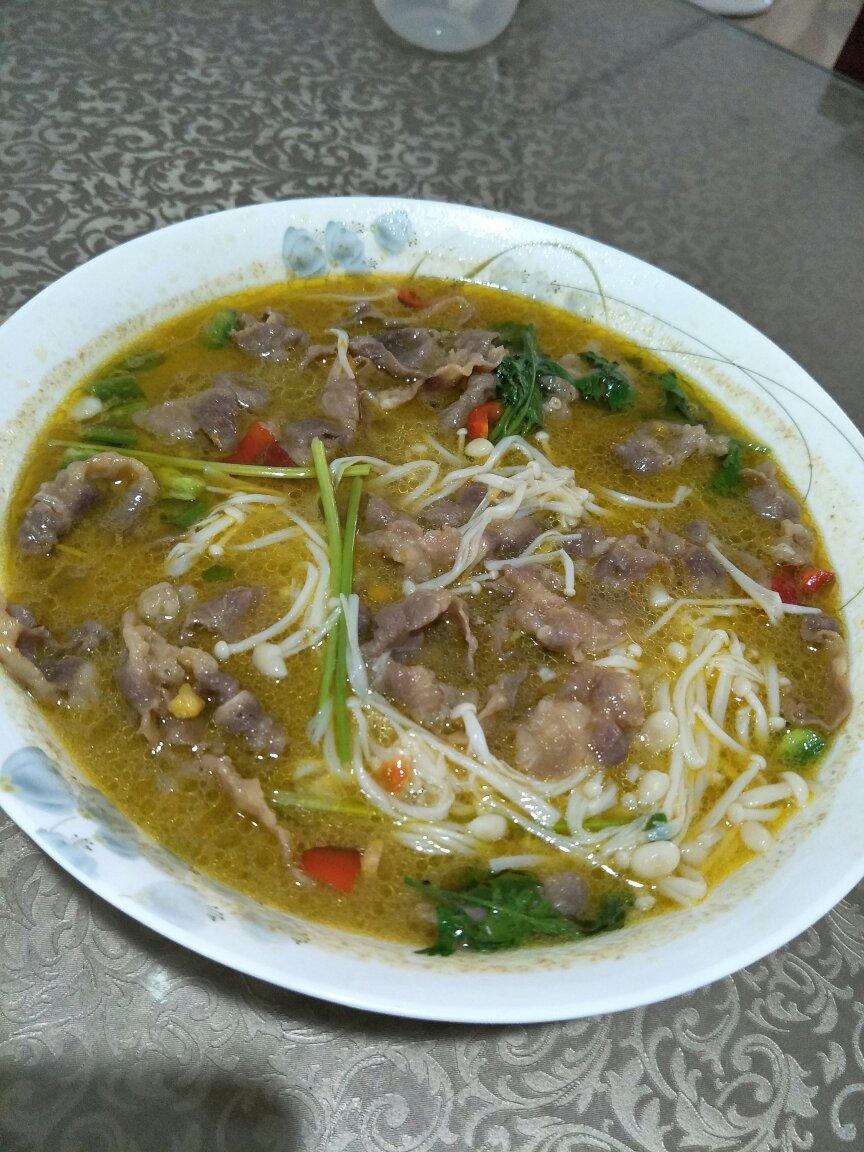酸汤肥牛