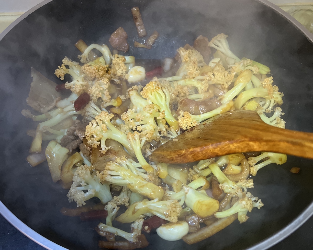 超级下饭的干锅花菜的做法 步骤7