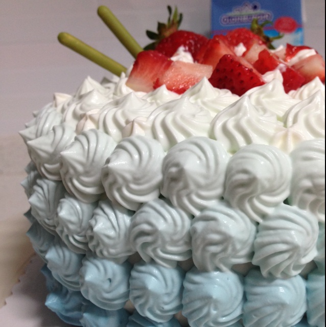 紫色玫瑰渐变裱花蛋糕