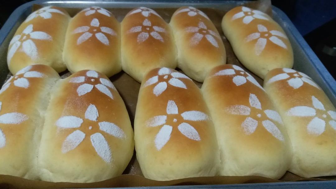 会拉丝的奶酥排包