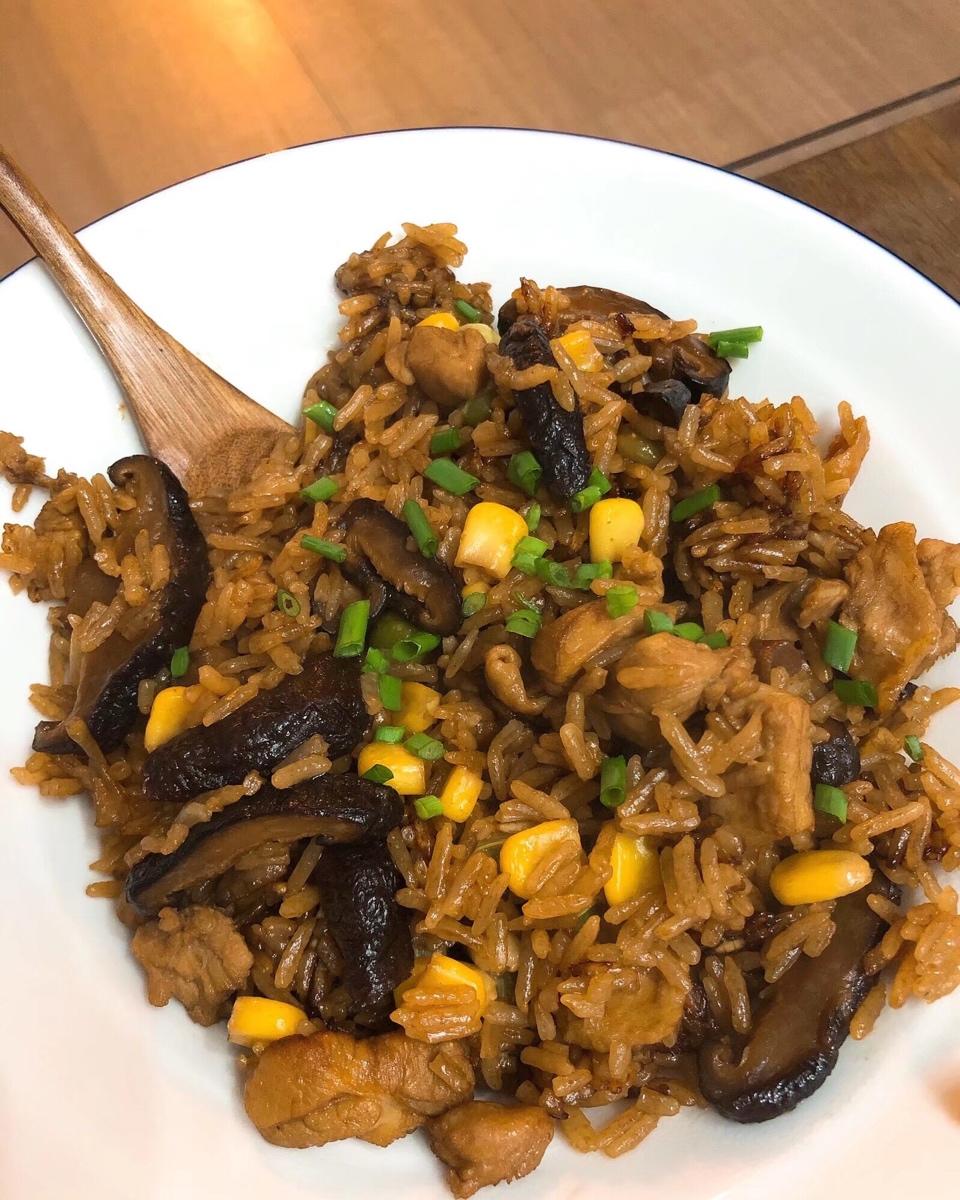 香菇油饭