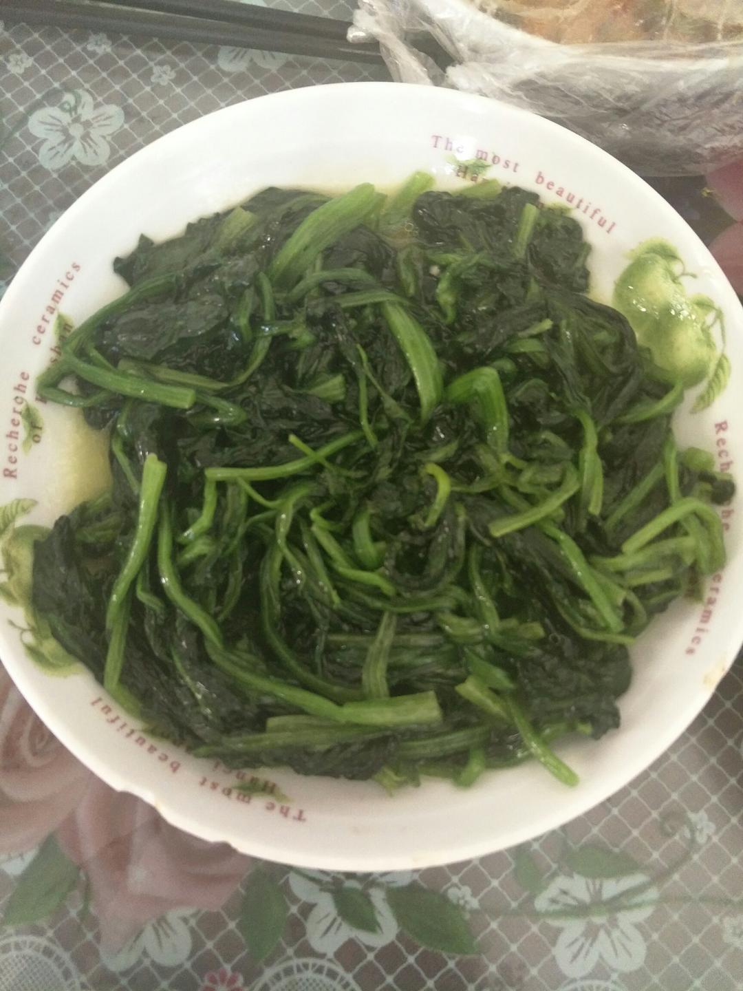 蒜蓉炒菠菜