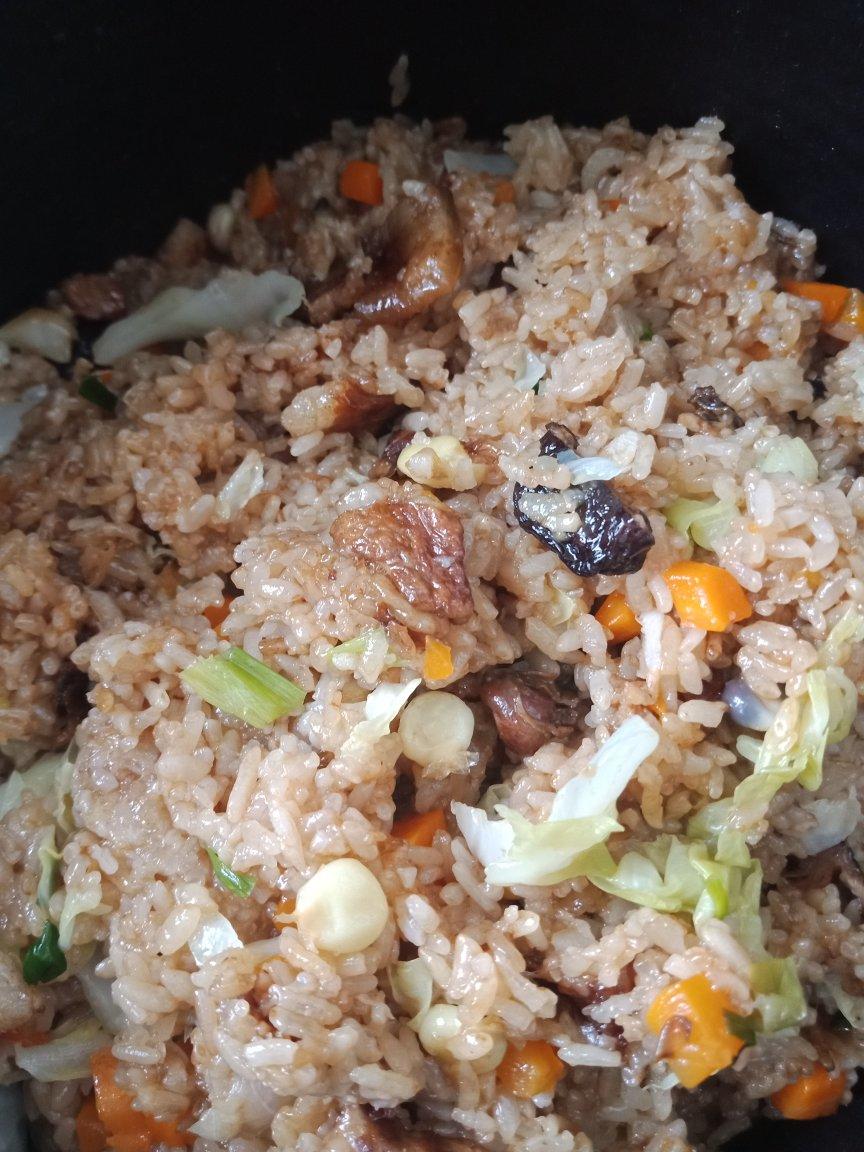 很简单的炒糯米饭