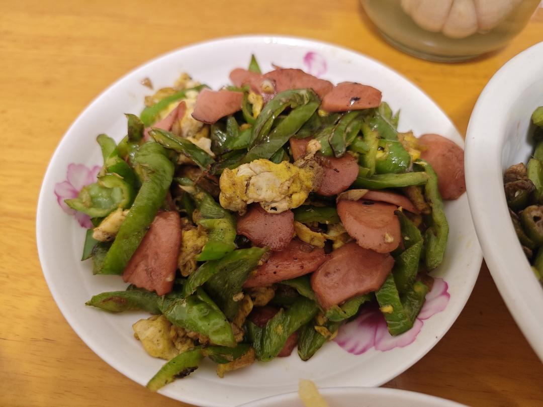 青椒火腿炒鸡蛋