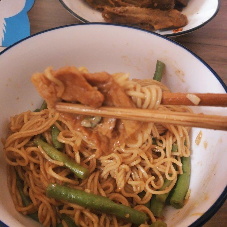 豆角焖面