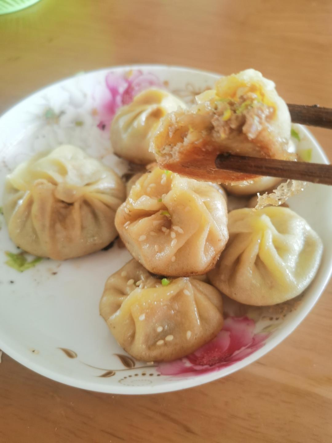 不需皮冻也汁多味鲜万能肉馅/万能肉酱 可调青菜肉馅、马兰头肉馅、玉米粒肉馅、山药胡萝卜肉馅等等（做包子馅、饺子馅、馄饨馅、苏式紧酵馒头馅、生煎包馅、小笼包馅、肉月饼馅……）——中式一日三餐（十二）