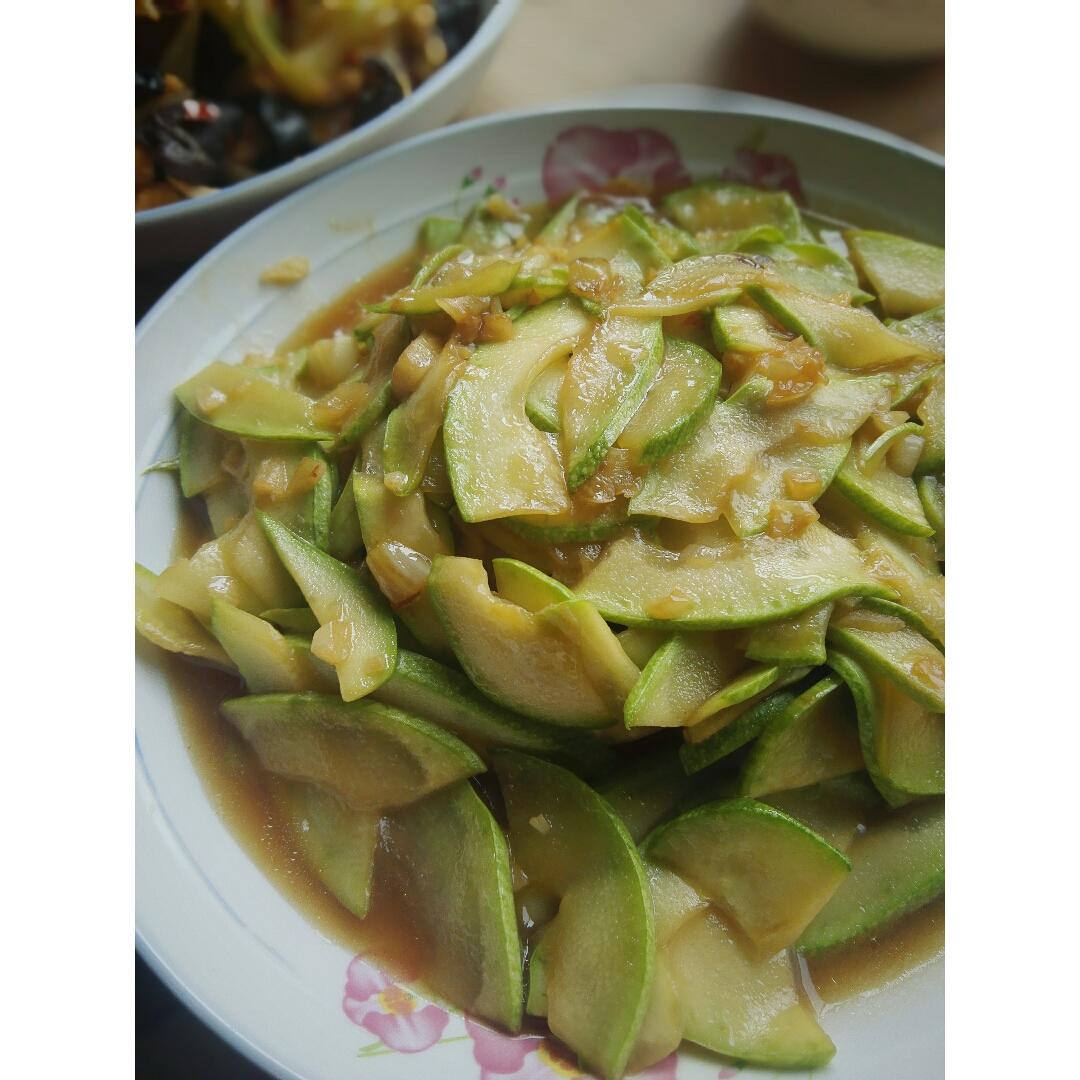 清炒西葫芦