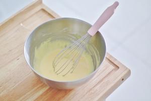 老式咸奶油杏仁蛋糕卷的做法 步骤5