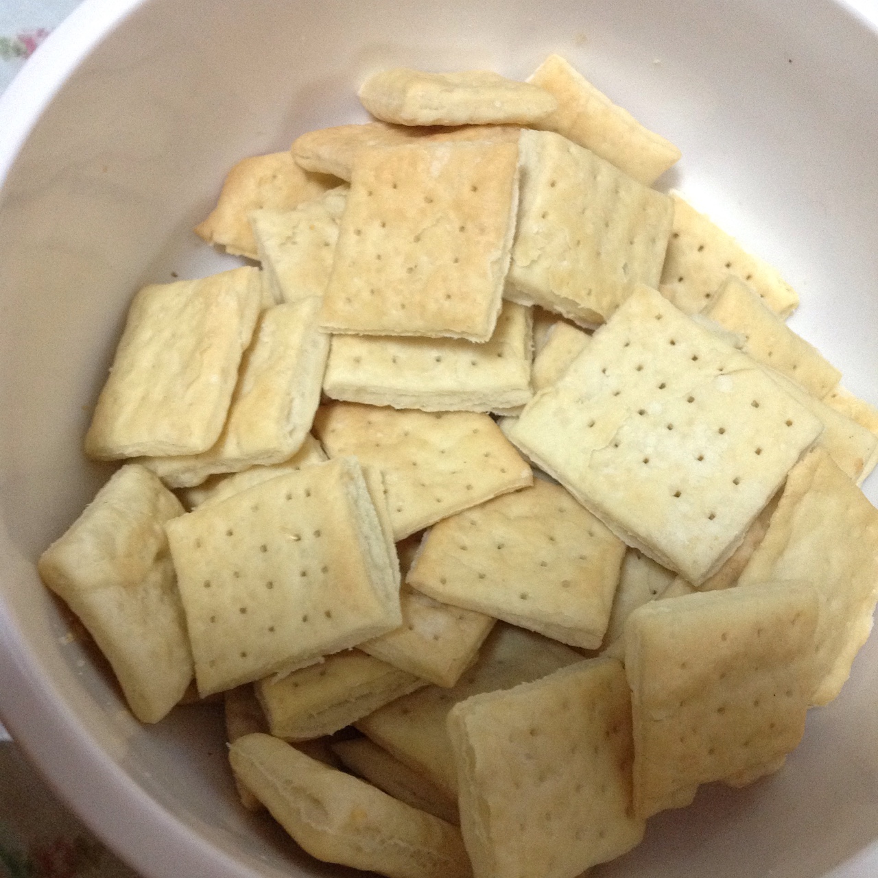 高钙奶盐苏打饼干