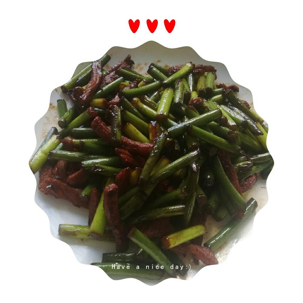 家常快手蒜薹炒肉