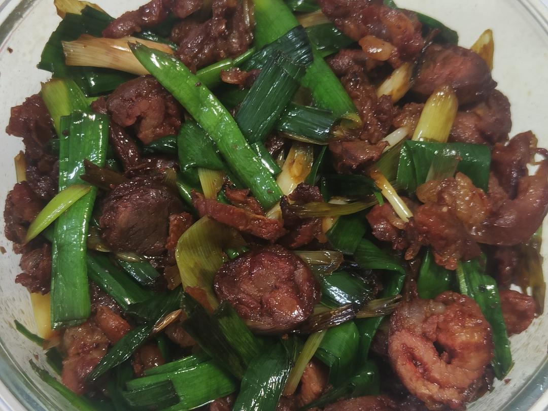 腊肉炒蒜苗