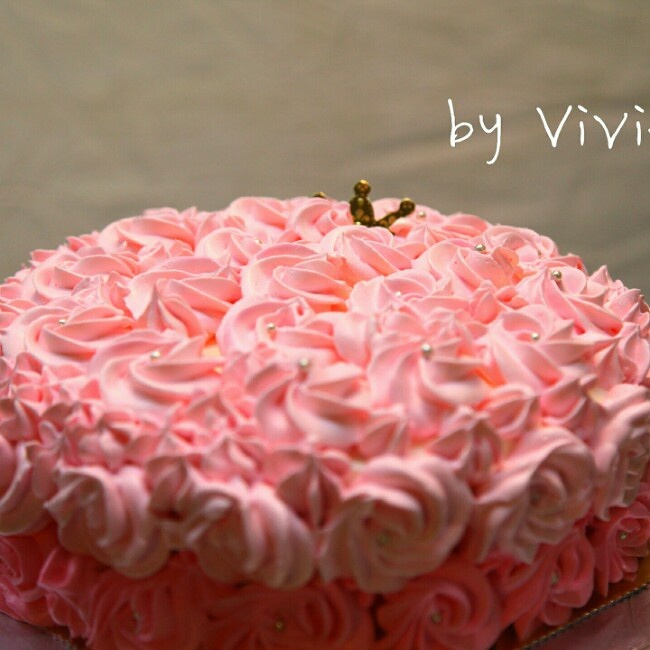 渐变玫瑰蛋糕——给自己的生日蛋糕的做法