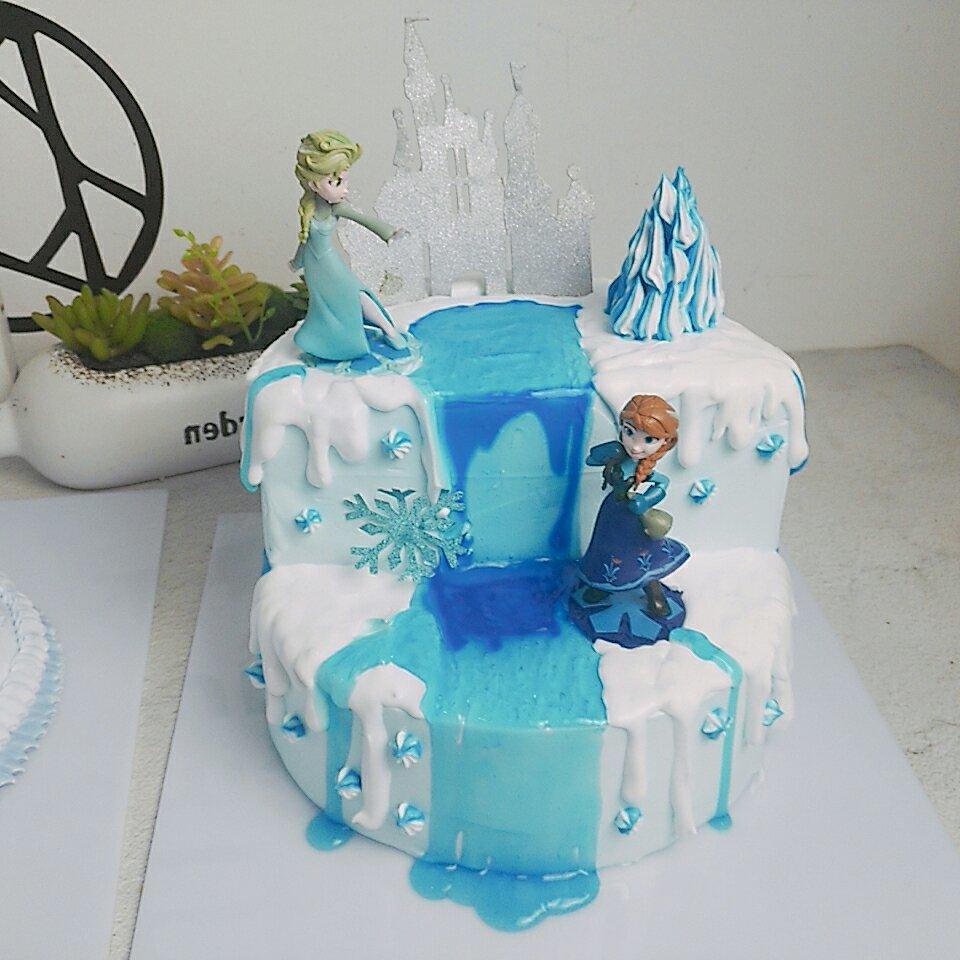 冰雪奇缘主题蛋糕