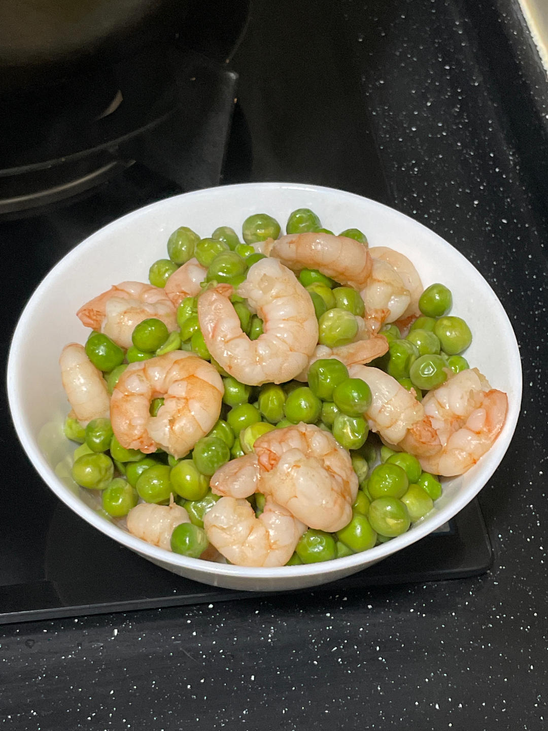 青豆炒虾仁