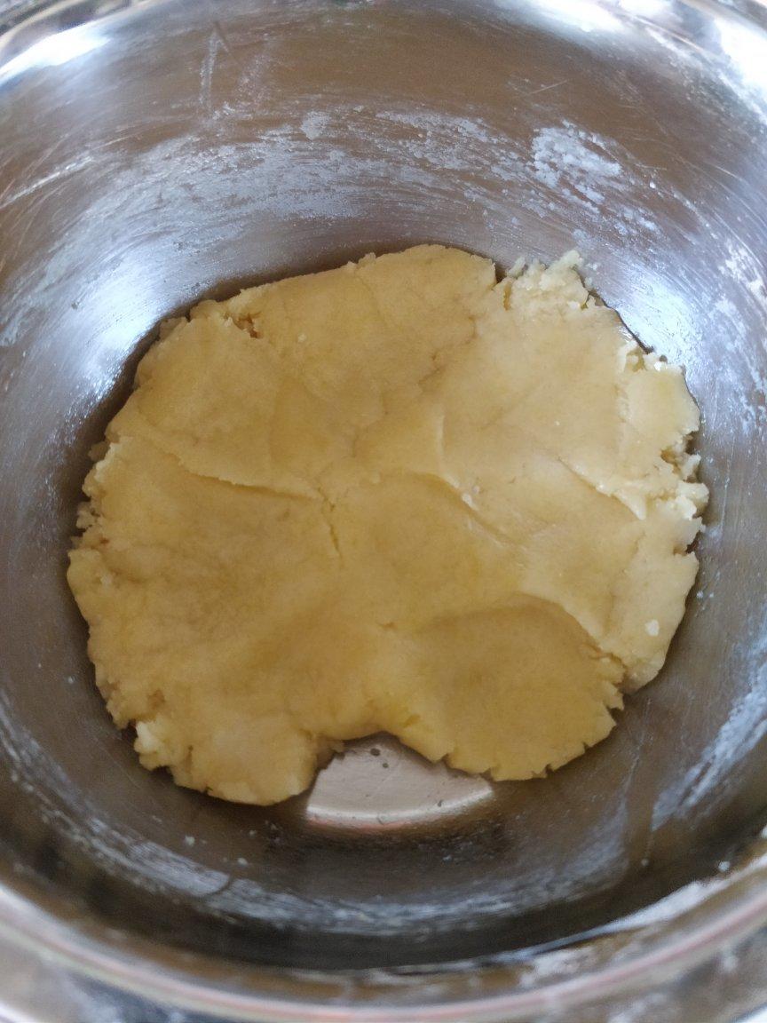 轻轻一按就碎掉的原味桃酥（不输猪油版）