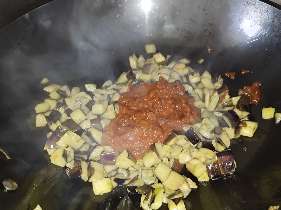 拌--零厨艺的素茄子打卤面的做法 步骤9