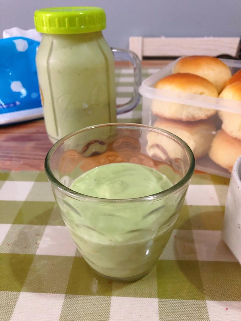 牛油果奶昔