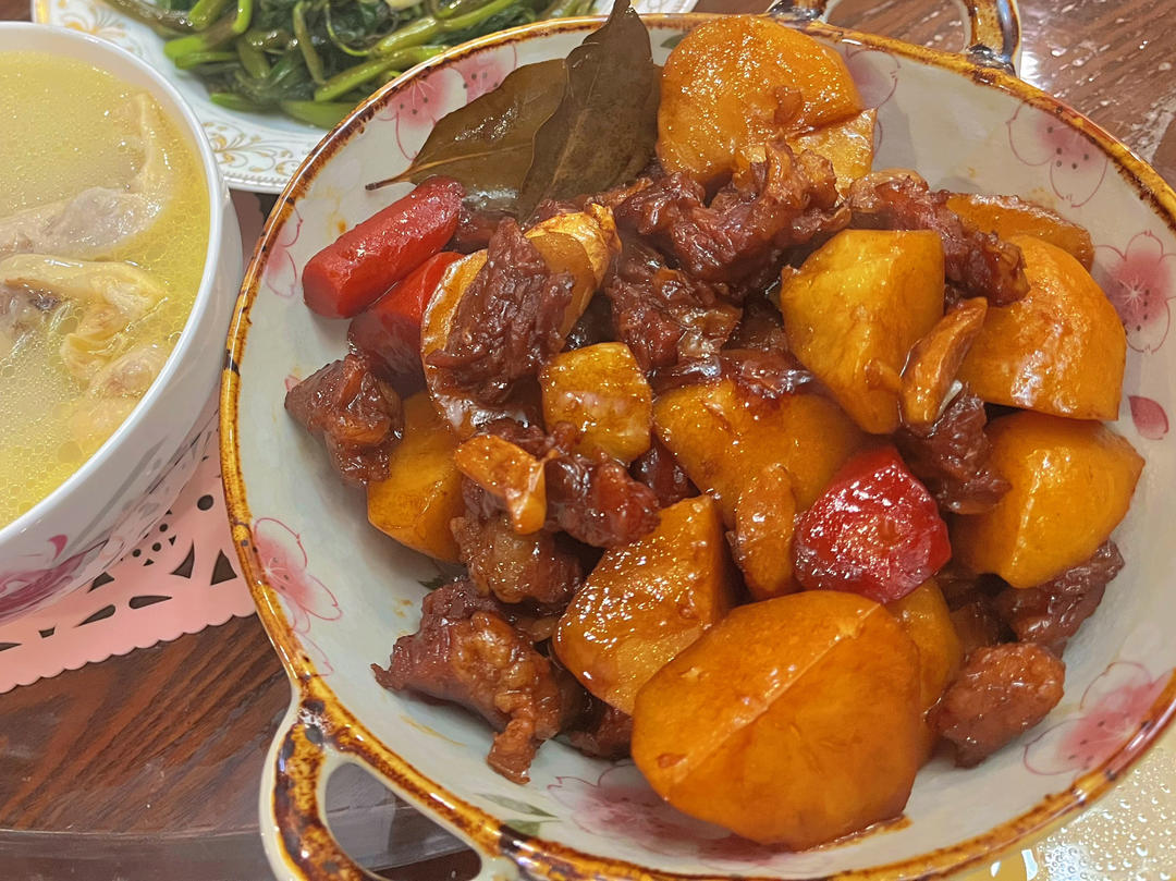 可以吃一辈子的红烧牛腩