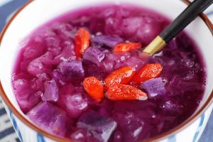 宅家里吃不胖，美容养颜的紫薯银耳汤的做法 步骤9