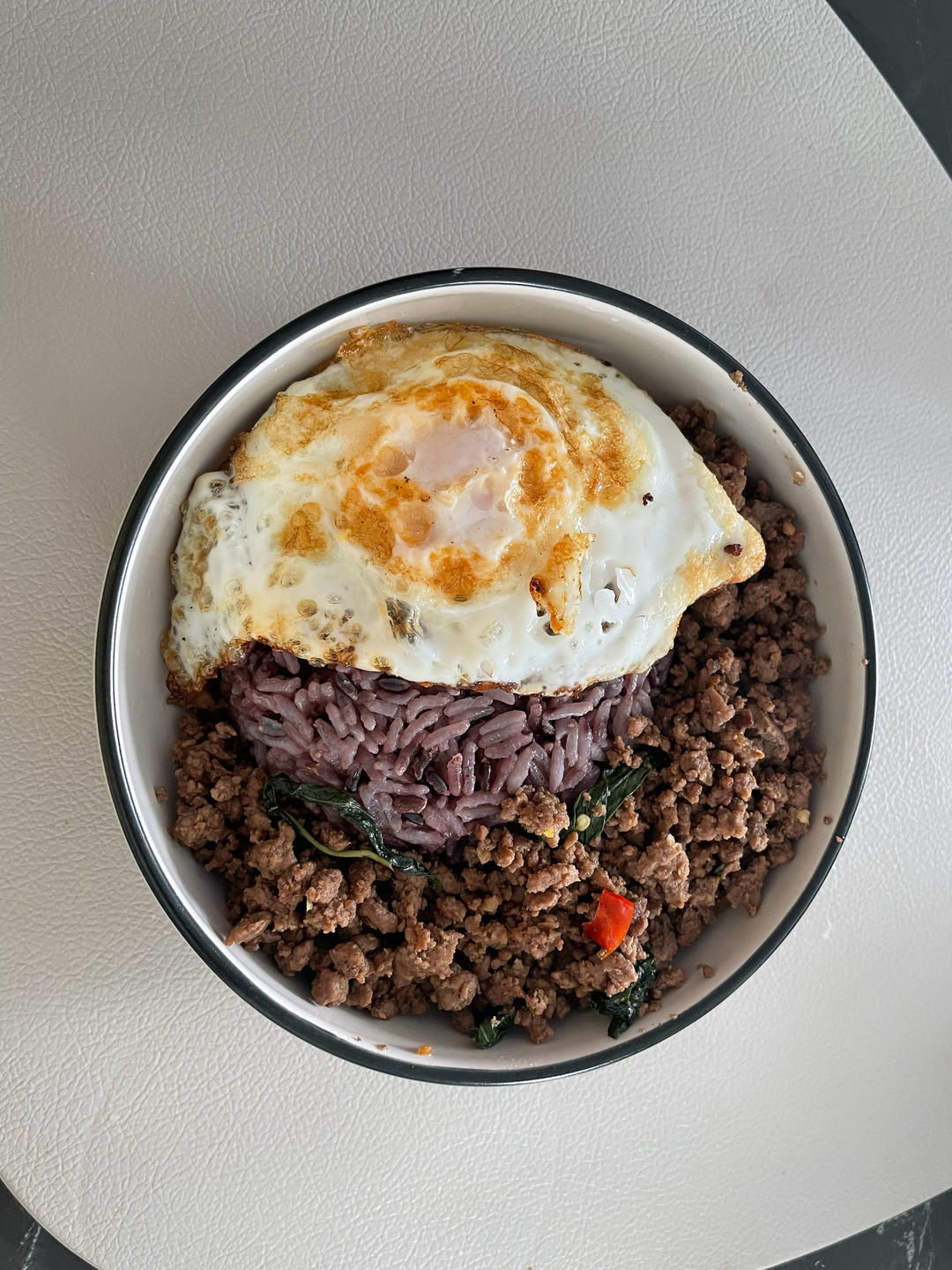 饭扫光—泰式金不换猪肉碎