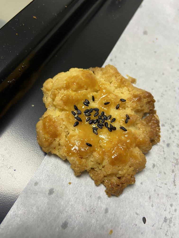 轻轻一按就碎掉的原味桃酥（不输猪油版）