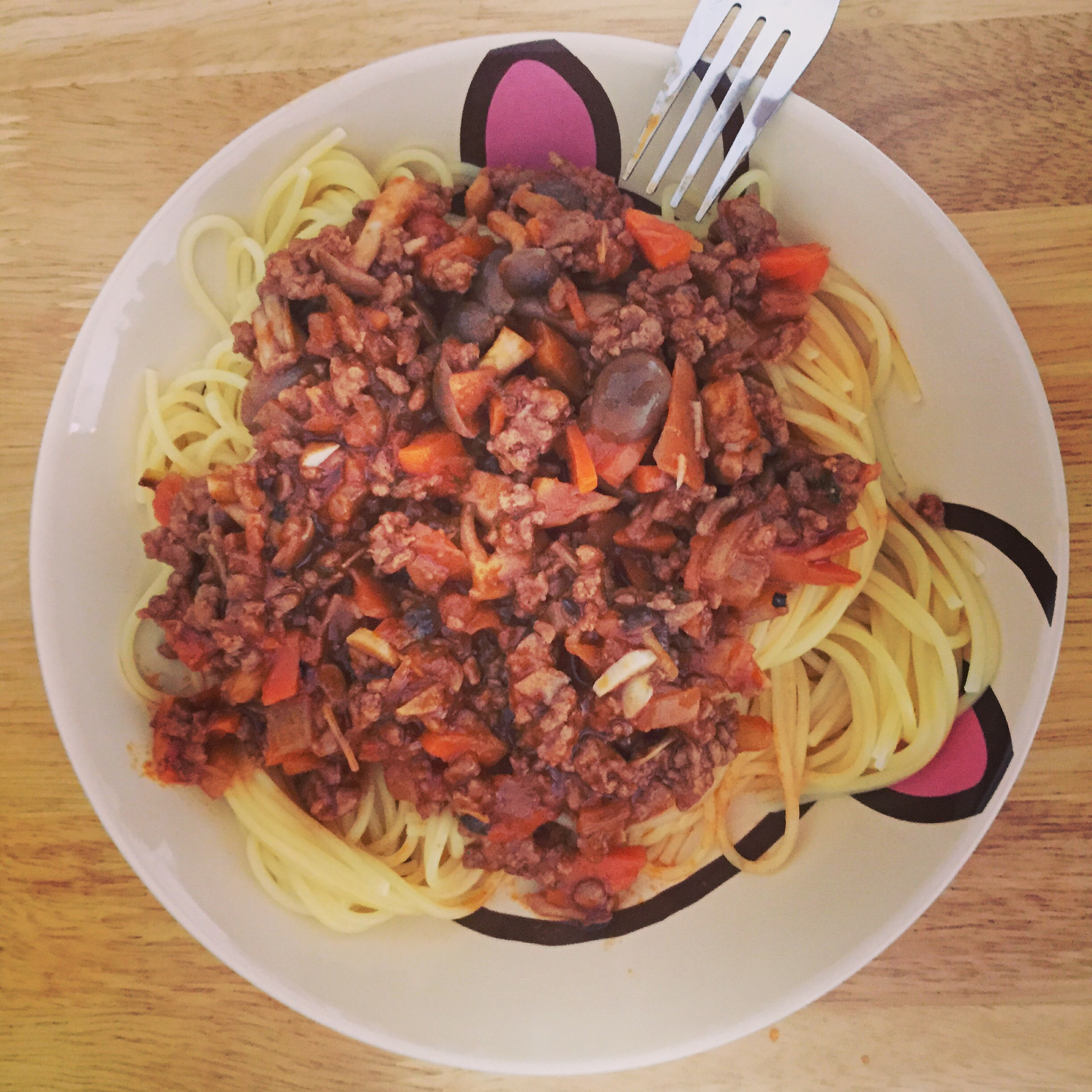 超级美味正宗的意大利番茄肉酱面