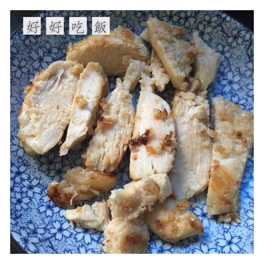 酷炫屌炸天好吃的煎鸡胸肉（香蒜蜂蜜煎鸡胸肉）
