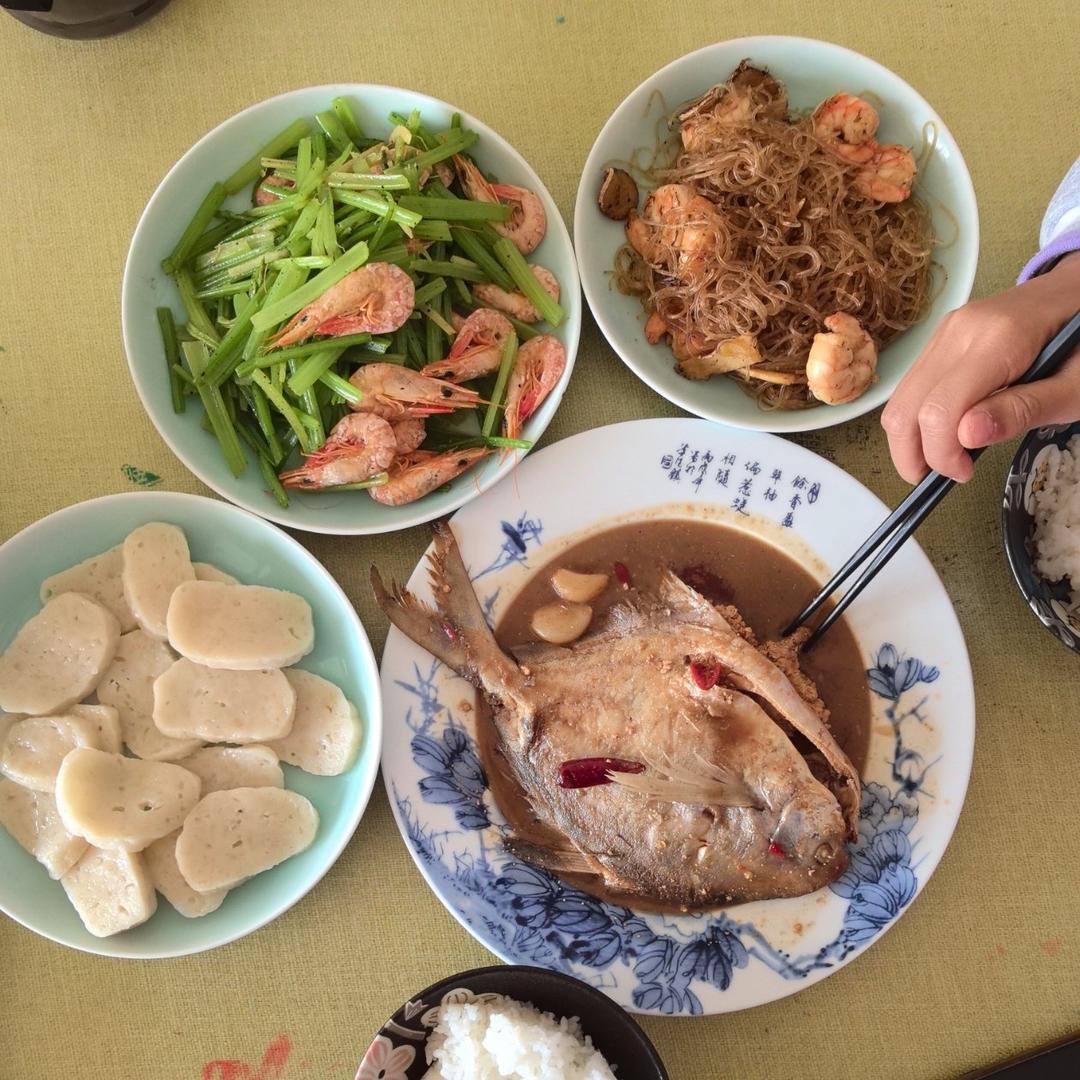 虾仁粉丝煲