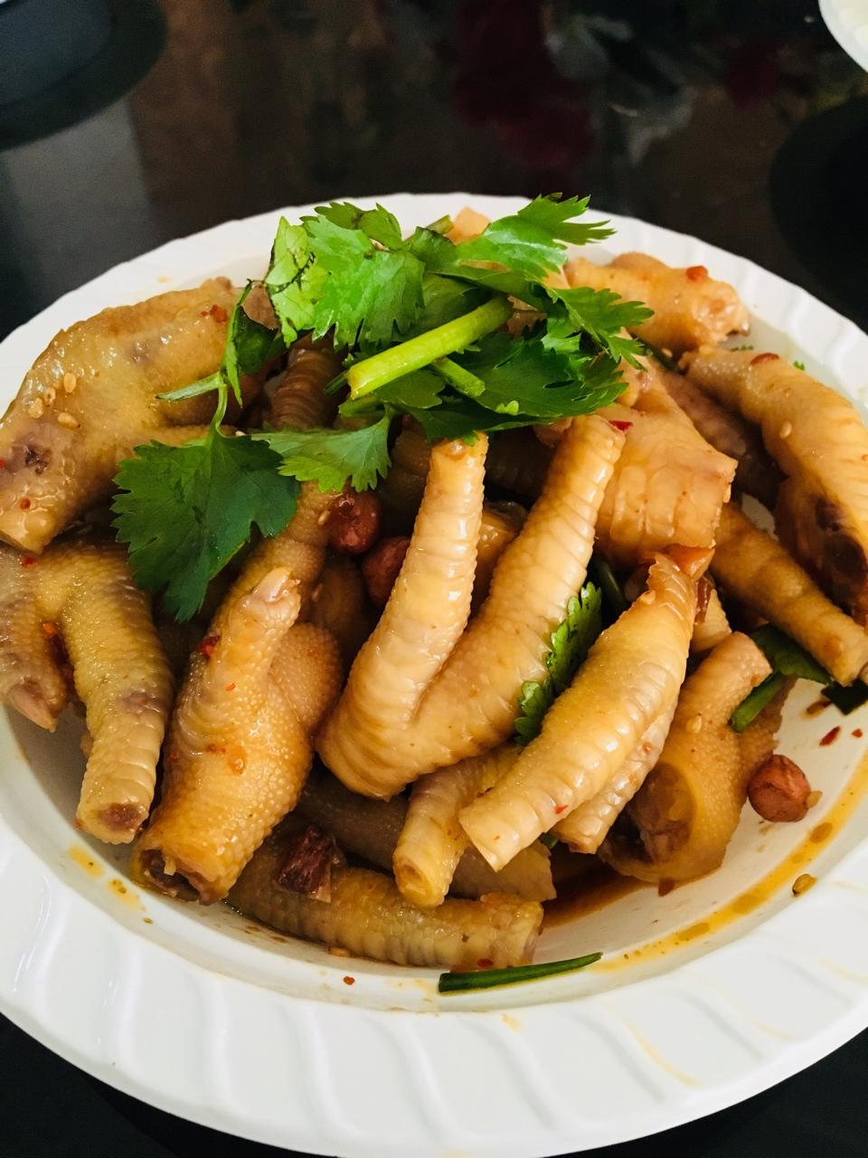 香辣蒜香凉拌爽脆鸡脚