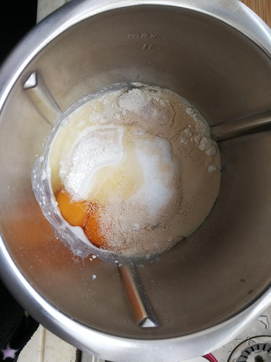 纯奶手撕吐司的做法 步骤1