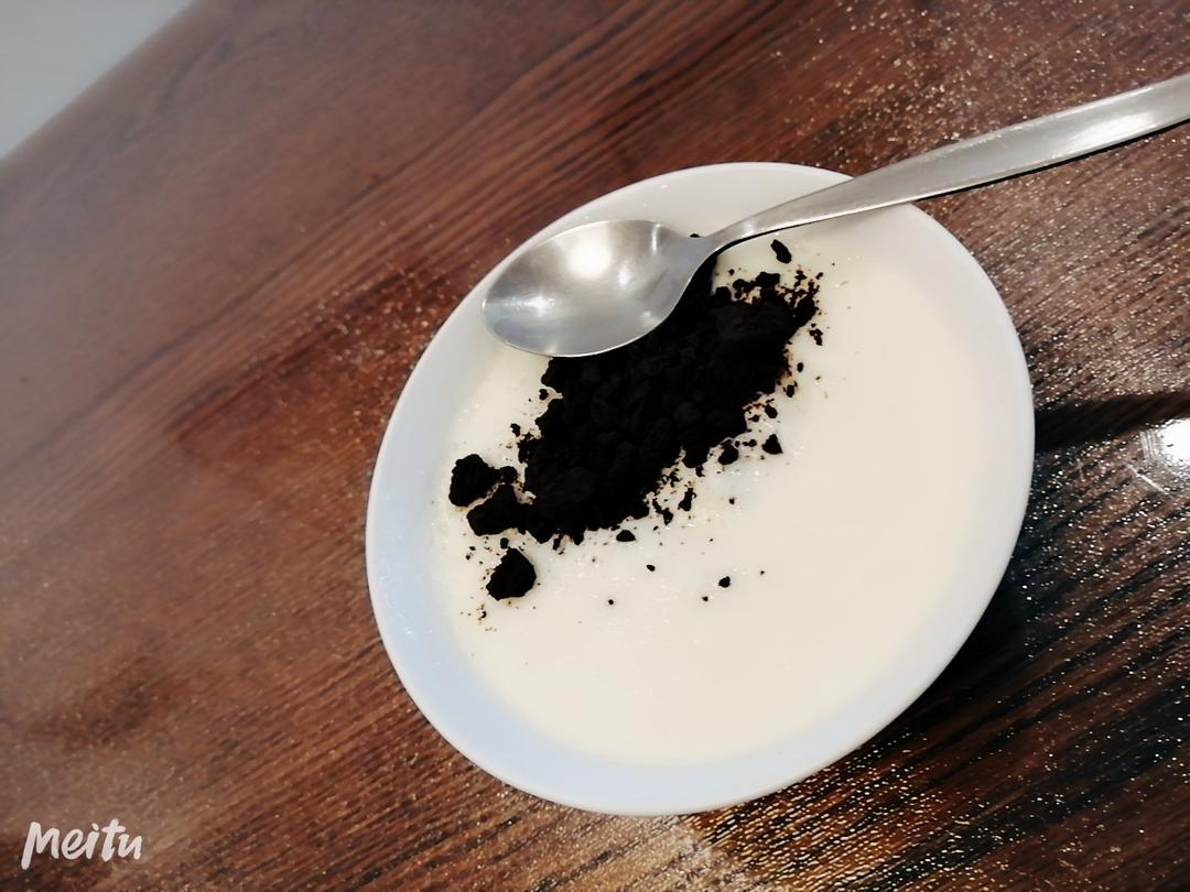 双皮奶（科学方子：淡奶油兑牛奶以假乱真乳脂达到8%的水牛奶，在家轻松做出正宗顺德味儿）