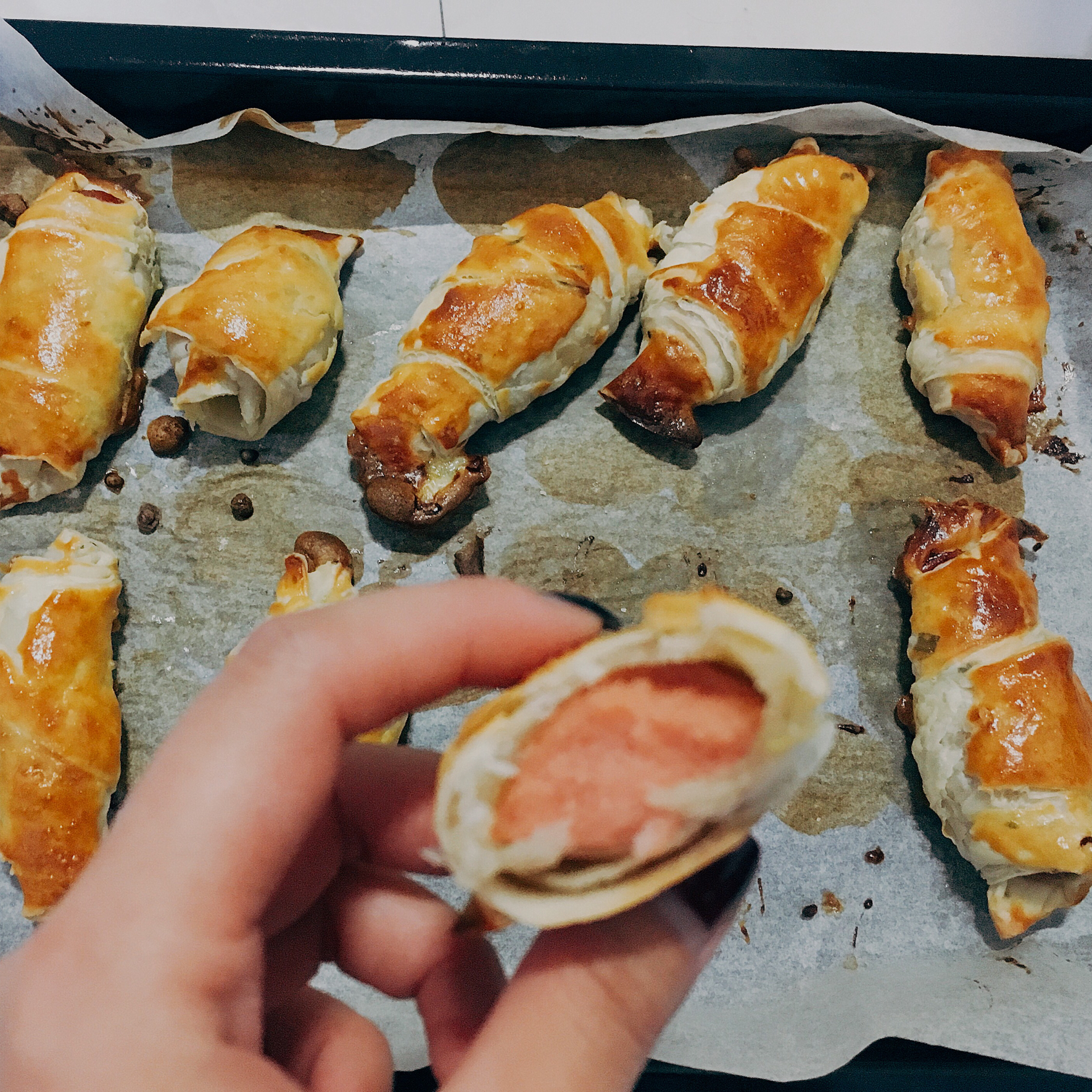 飞饼拯救世界：飞饼香肠卷卷儿