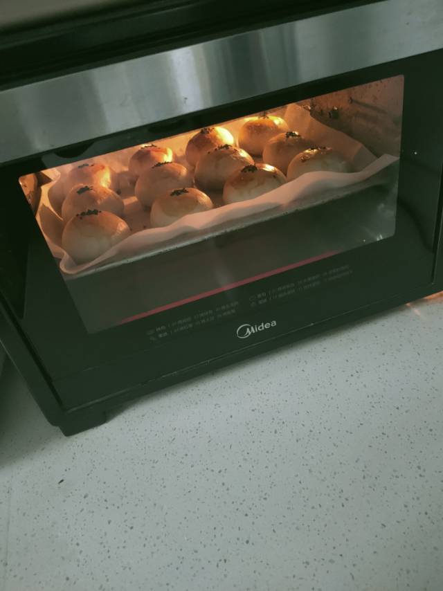 酥到骨子里的苏式鲜肉月饼