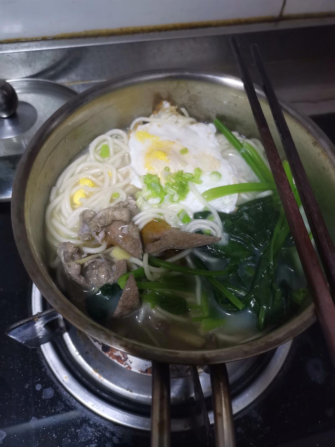 闽南人最爱的猪肝面线