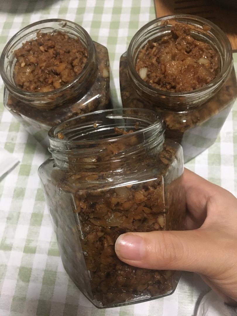 拌饭拌面拌一切的《香菇牛肉酱》超简单