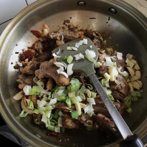 猪排骨烩酸菜（正宗内蒙古版）的做法 步骤4