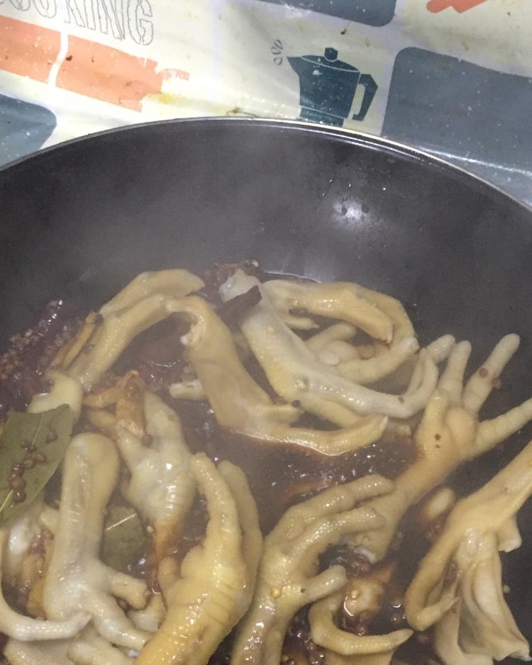周黑鸭味～～～鸭翅 鸭爪