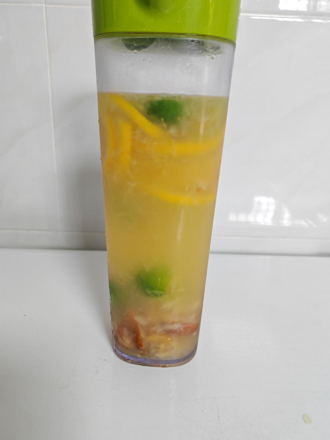 夏日最佳饮品~黄皮柠檬饮