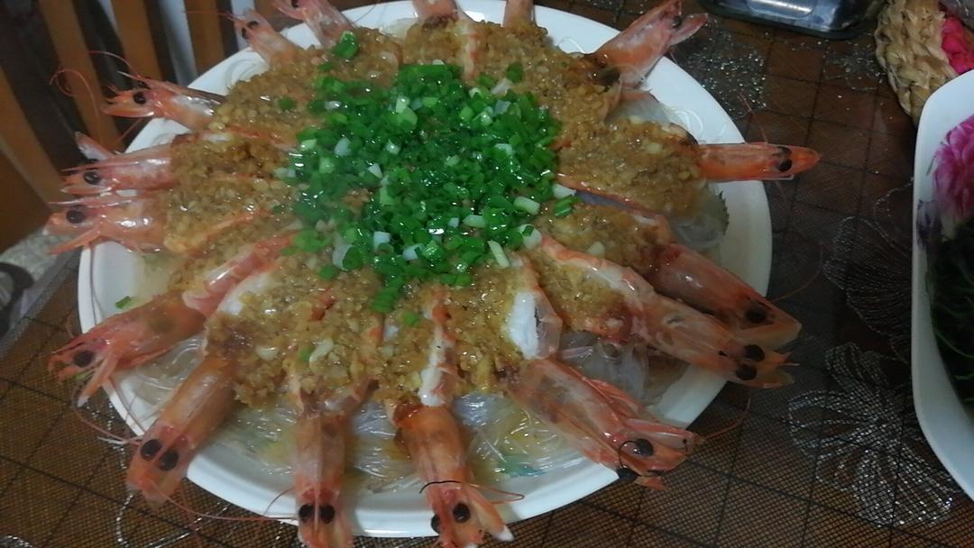 蒜蓉粉丝蒸虾