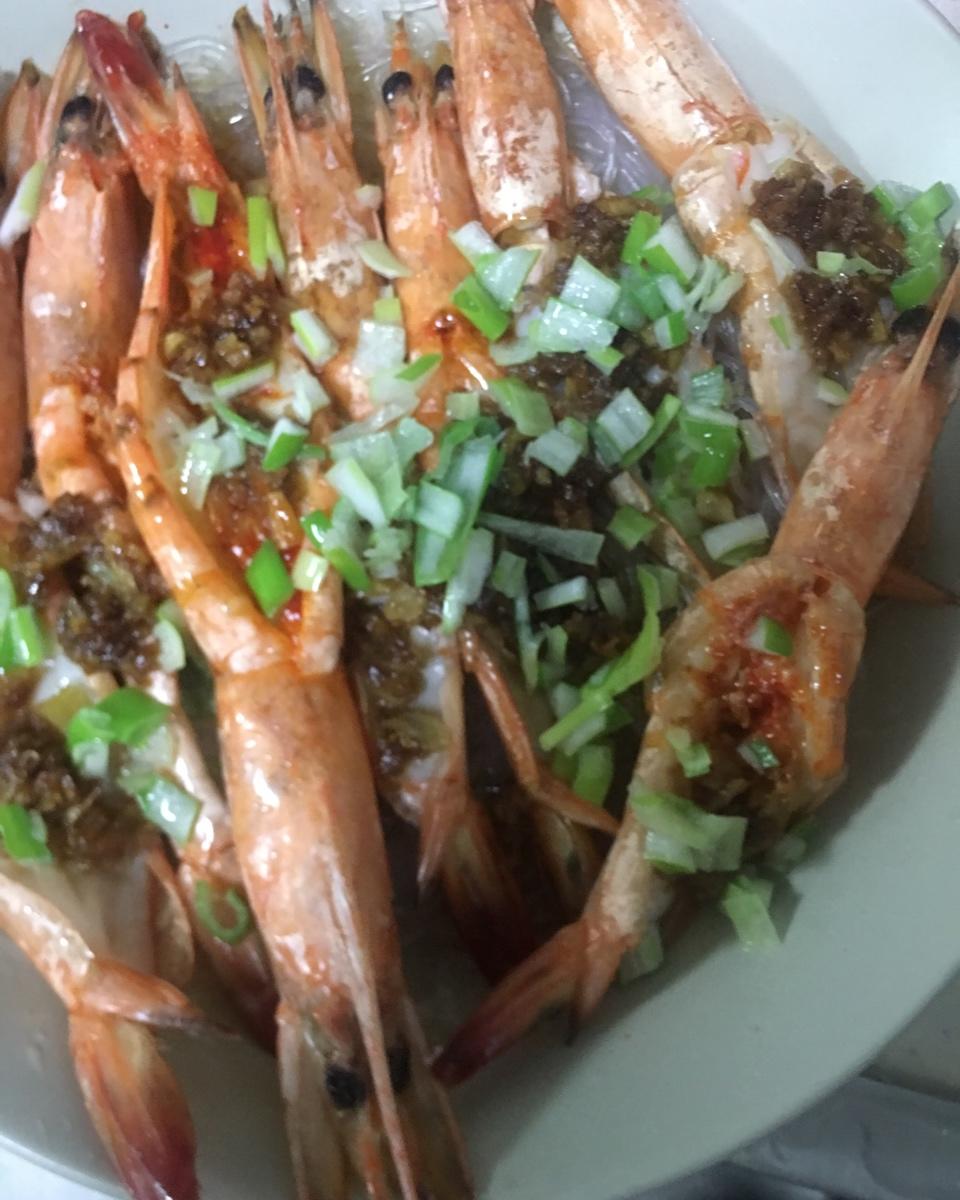 蒜蓉粉丝蒸虾
