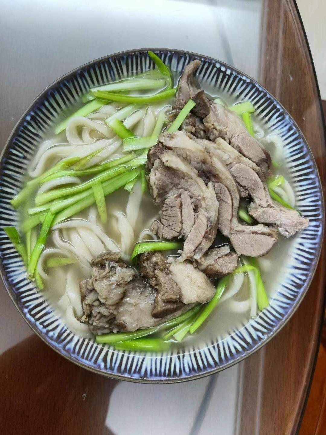 【小高姐】炒拉条子 记忆中西红柿汁裹着的那碗粗面条