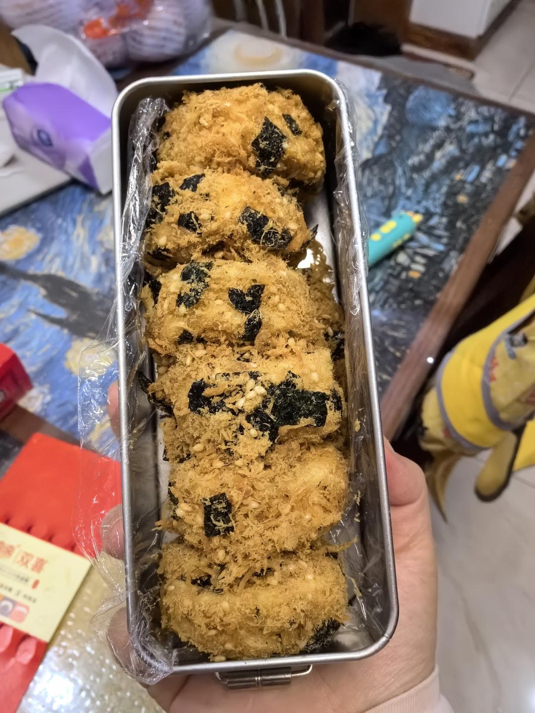 朋友都说比鲍师傅好吃的海苔肉松小贝