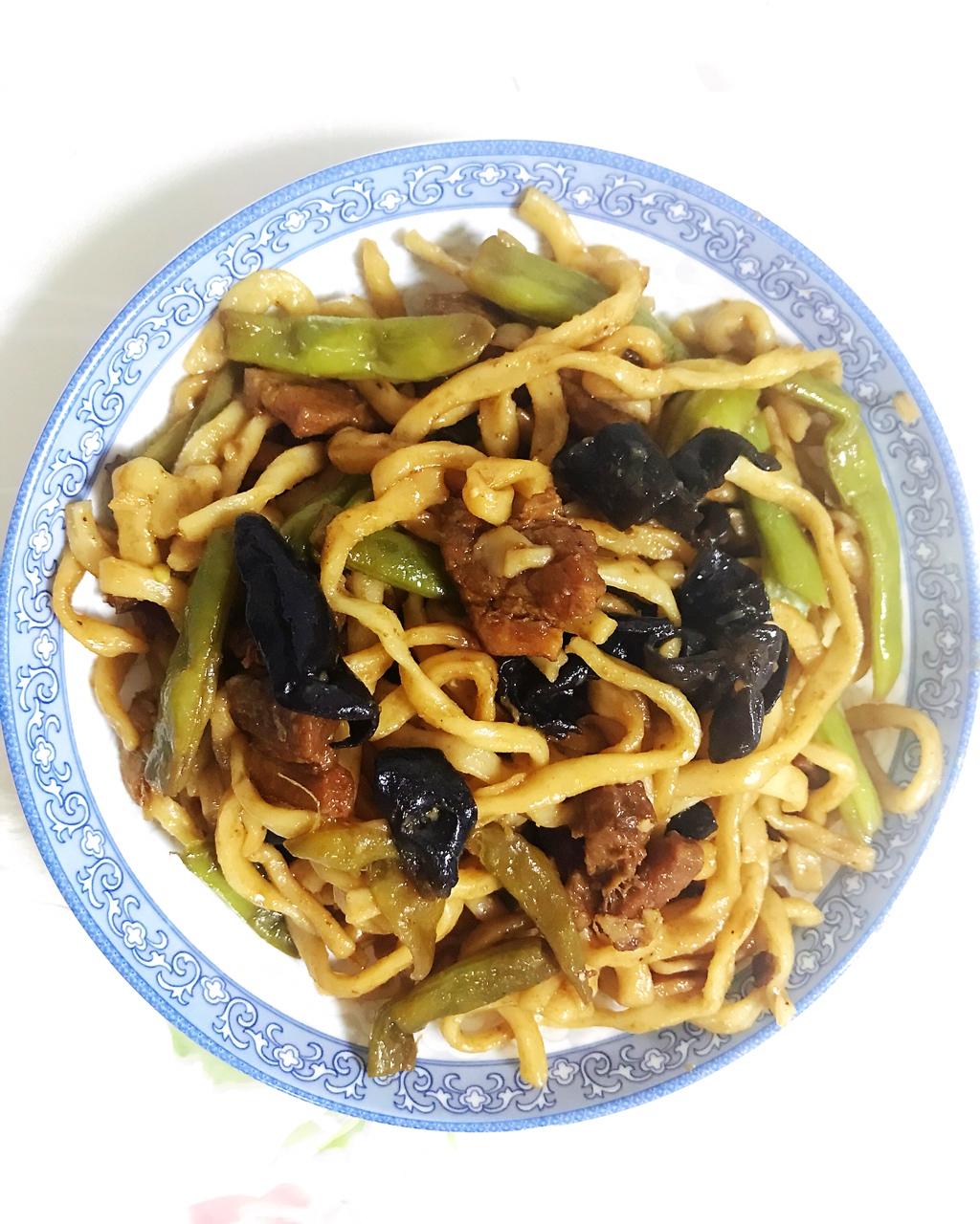 芸豆焖面（附万能的腌肉不老的办法）