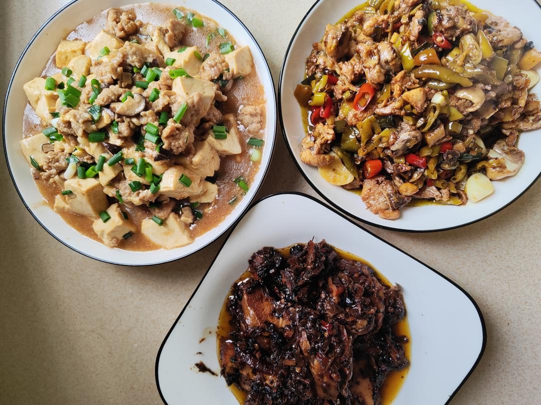 肉末嫩豆腐｜嫩滑口感爽口！这道快手菜超级下饭！！（减脂少油版）