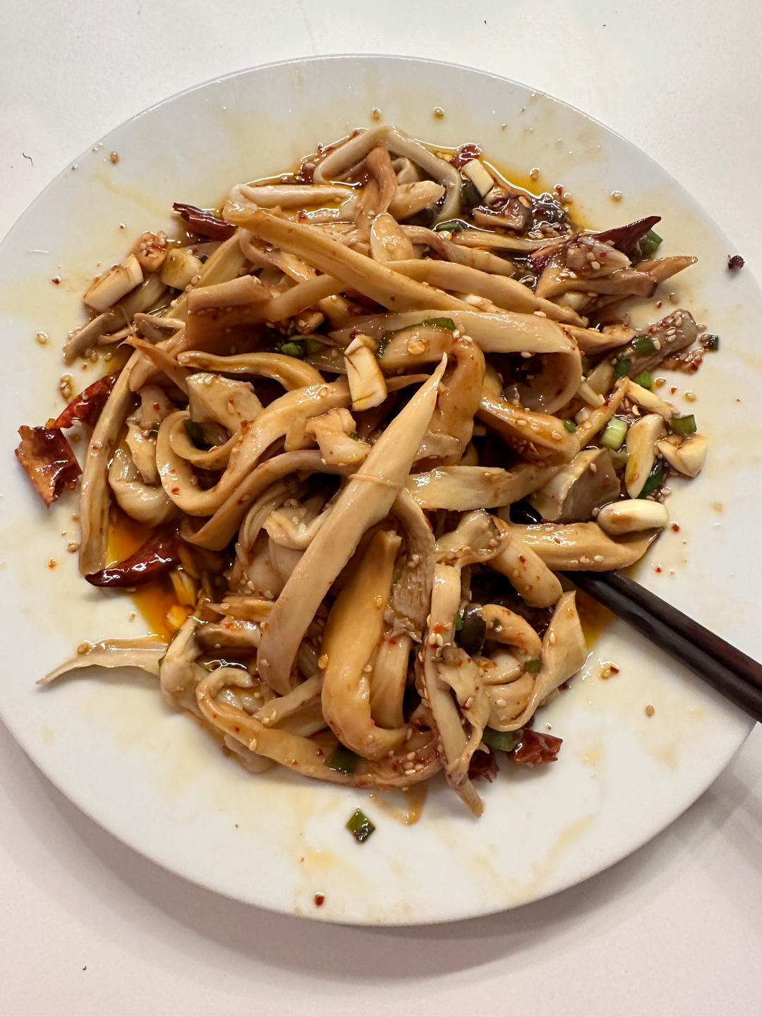 比肉还好吃的【手撕凉拌杏鲍菇】，上桌扫光光