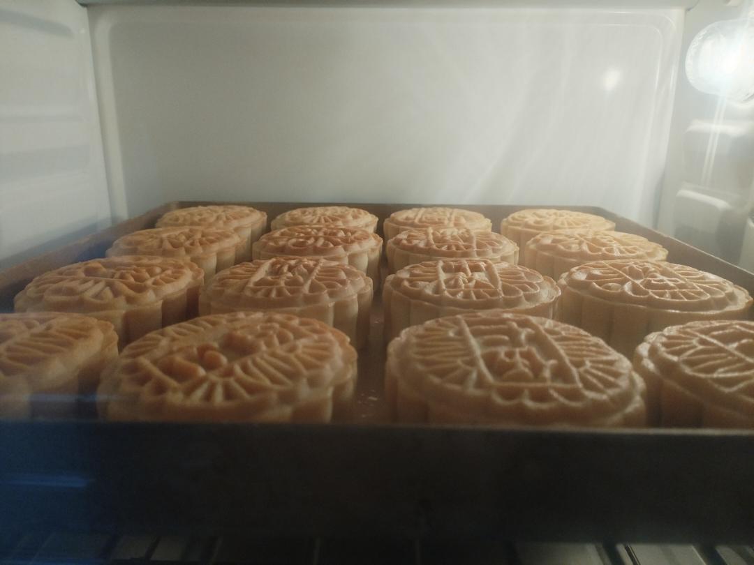 传统五仁月饼