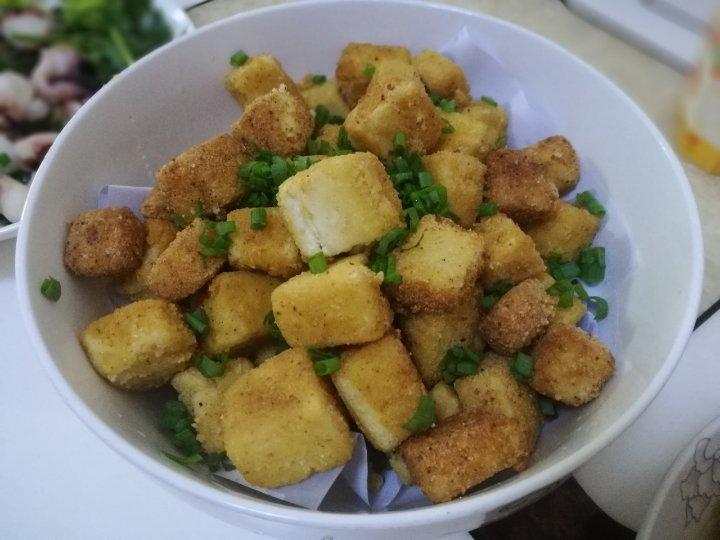 外脆里嫩炸豆腐