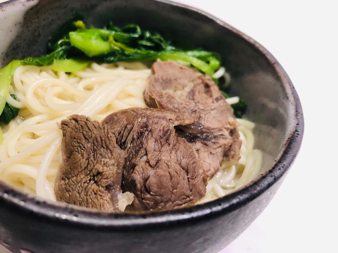 清汤牛肉面
